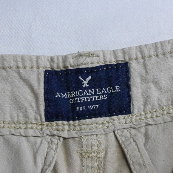 American Eagle 30‎ x 11" Stone Khaki Longboard Chino Shorts - Picture 3 of 7